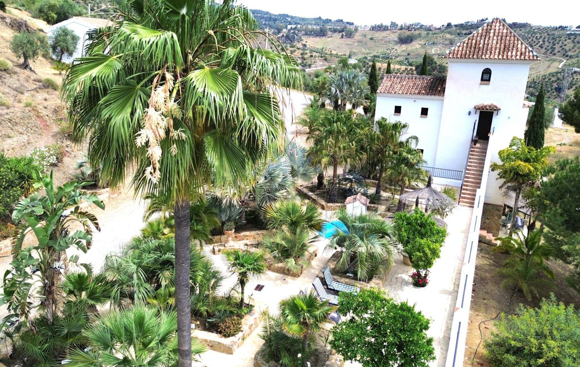 Rural Cottage, With Pool & Optional Private 6 Guests Jacuzzi تولوكس المظهر الخارجي الصورة