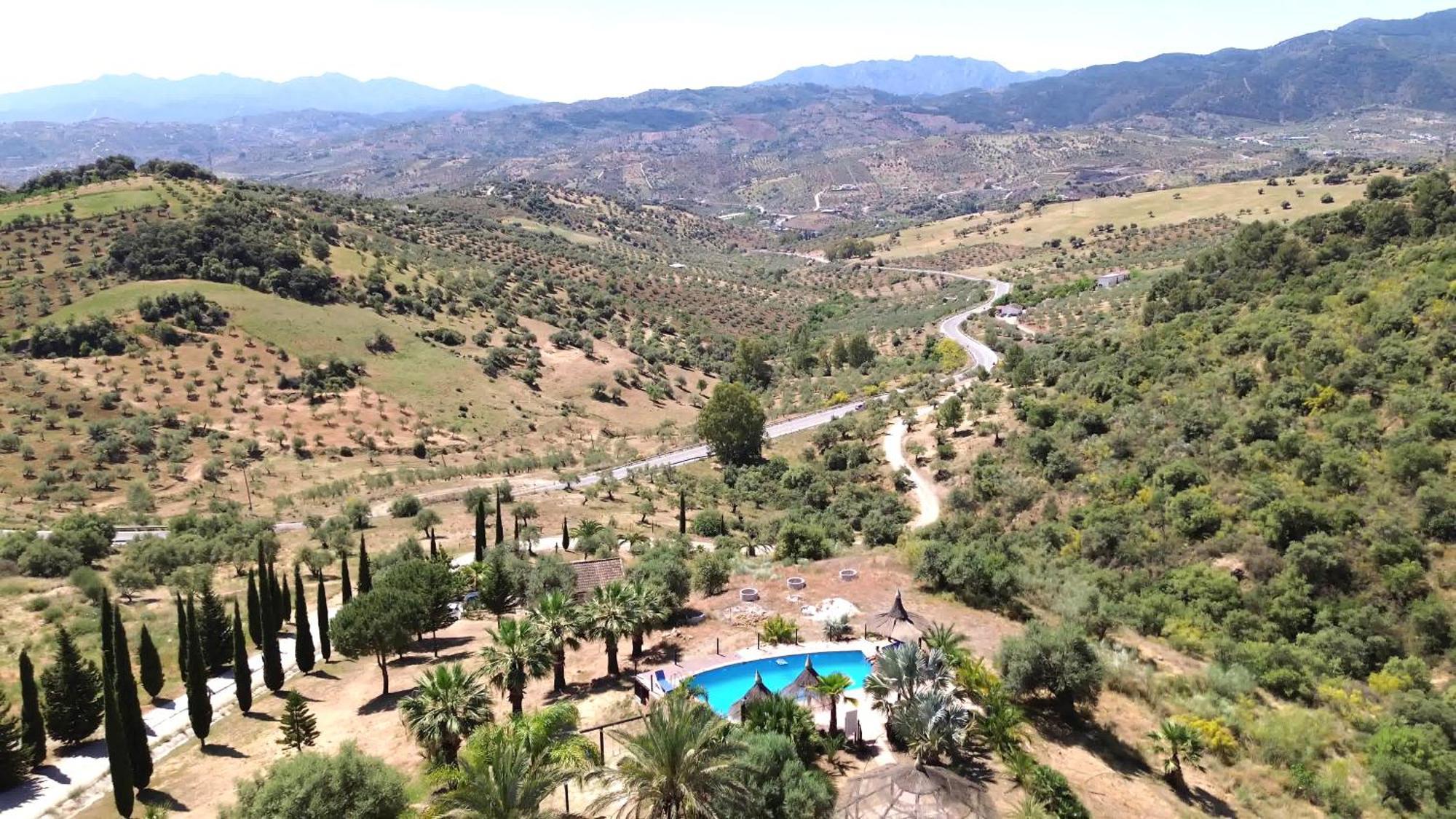 Rural Cottage, With Pool & Optional Private 6 Guests Jacuzzi تولوكس المظهر الخارجي الصورة